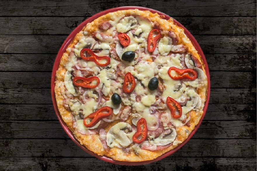 Leckere Pizza wie bei der Pizzeria Restaurant Capri mit leckeren italienischen Essen sowie Lieferservice in Soest.